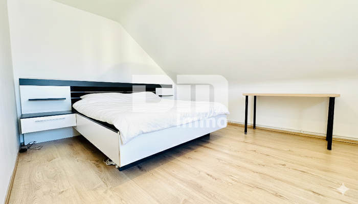 Wohnzimmer / Aktuell als Schlafzimmer genutzt