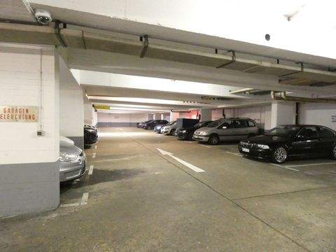 Düsseldorf Garage, Düsseldorf Stellplatz