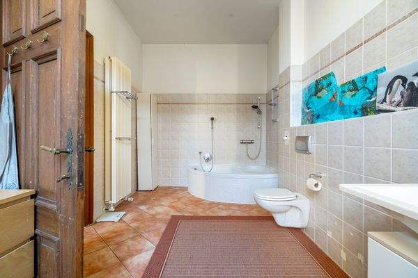 Badezimmer im Erdgeschoss