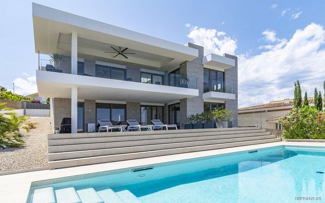 villa-santa-ponsa-1