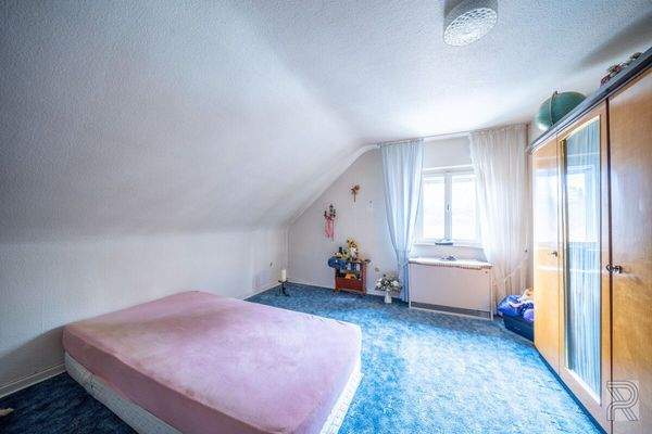 Schlafzimmer II Dachgeschoss