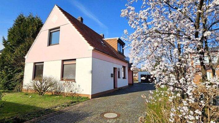 Einfamilienhaus sofort bezugsfrei