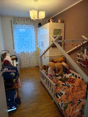 Kinderzimmer/ Büro