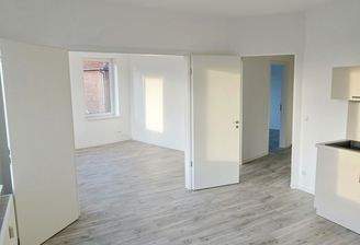 Essküche und Wohnzimmer