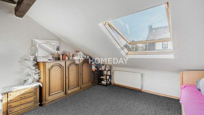 2. OG Schlafzimmer 1 1