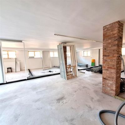 derzeit entstehen im Erdgeschoss Appartements
