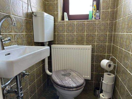 15 Gäste- WC EG.jpg