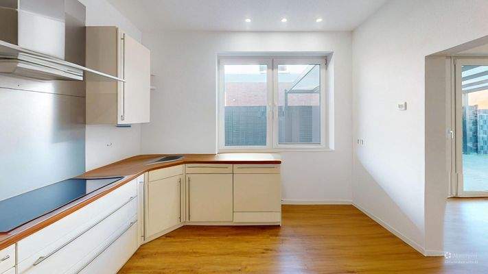 Wohnküche mit Fenster