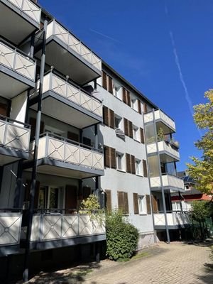 Gebäuderückseite