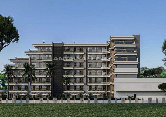 Spacious Apartments with Communal Pool in Antalya Altintas