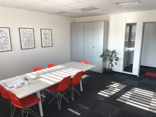 Büro 2 - Besprechungsraum