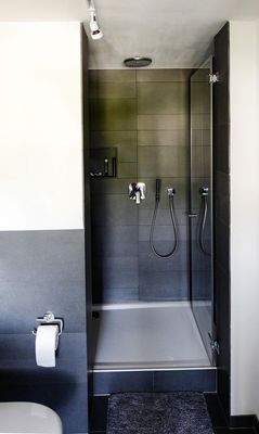 Dusche Bad 1. OG