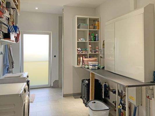 3071075z1 Hauswirtschaftsraum