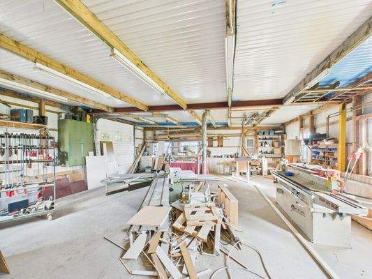 CAM03784G0-PR0076-STILL061