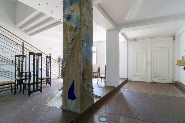 Eingangsbereich und Stiegenhaus