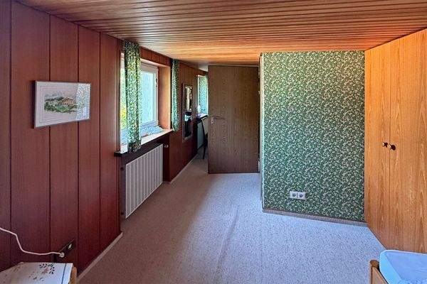 Zugang zum Zimmer im Untergeschoss