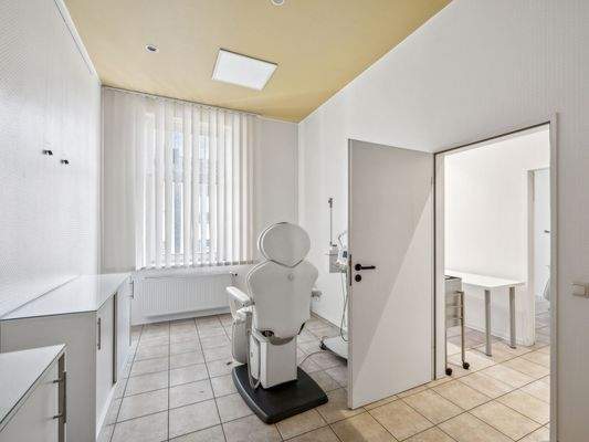 Behandlungsraum 1