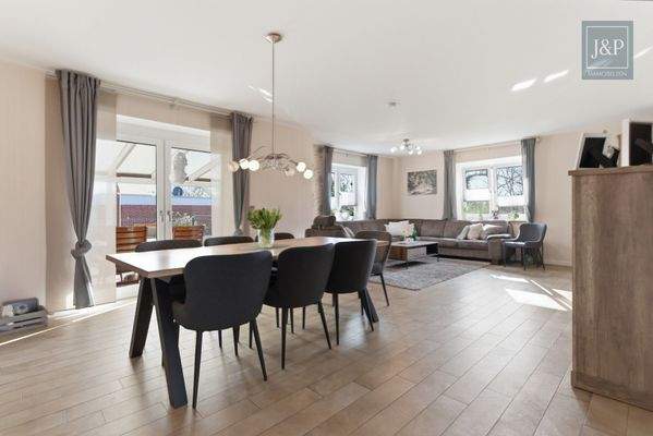 Wohn- &amp; Esszimmer