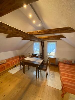 Bild 33 DG Gästezimmer.JPG