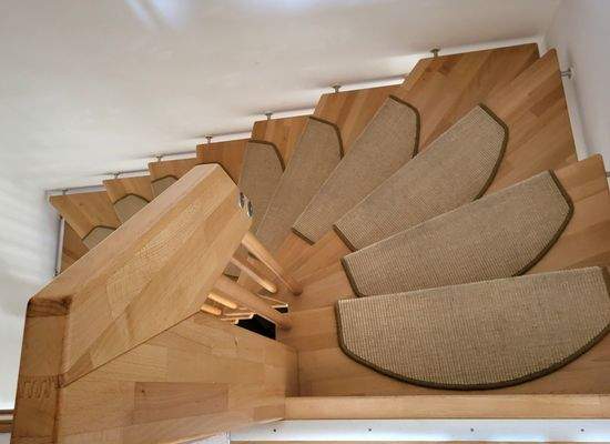 1117 K - Massivholztreppe