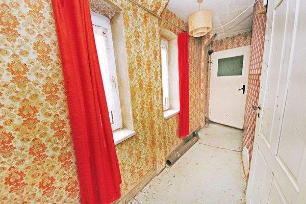 Flur im OG (Einliegerwohnung im Klinkerbau)