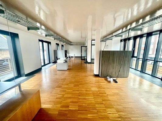 Büro II Hauptgebäude