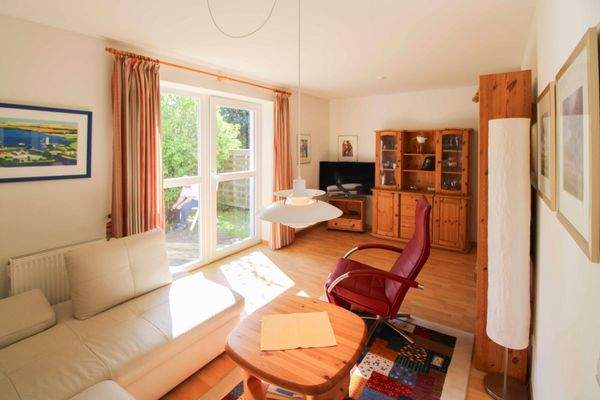 Wohnzimmer mit Terrassenausgang