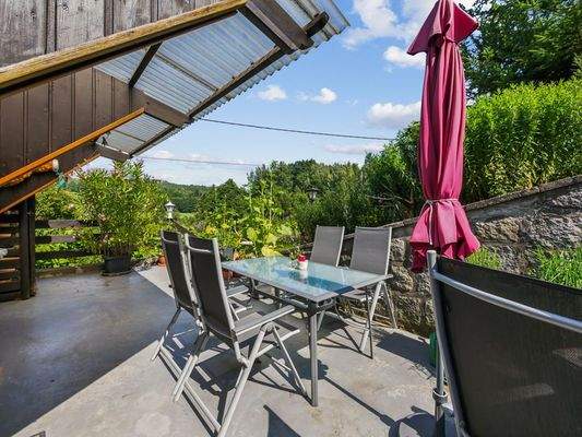 Terrasse a (Eigentümerwohnung)