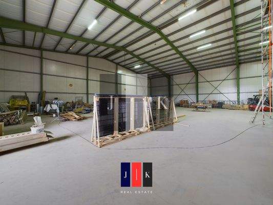 Halle Innenansicht 1