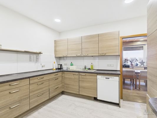 Mitarbeiter / Büro
