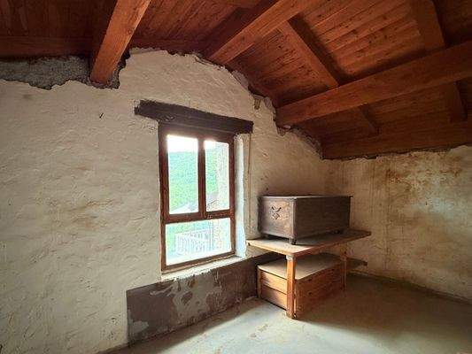 AL990_26 TERRA ITALIA IMMOBILIEN_REAL ESTATE_TESTI