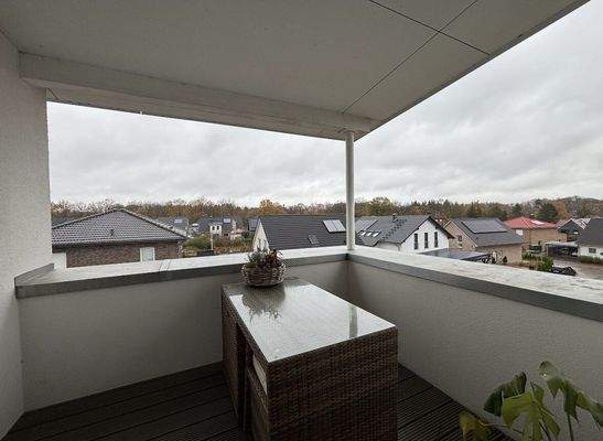 Balkon mit Blick üder den Dächern Büchens
