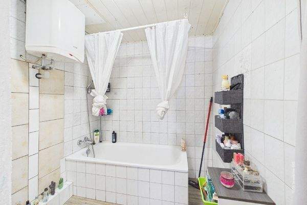 Wannenbad EG Haupthaus