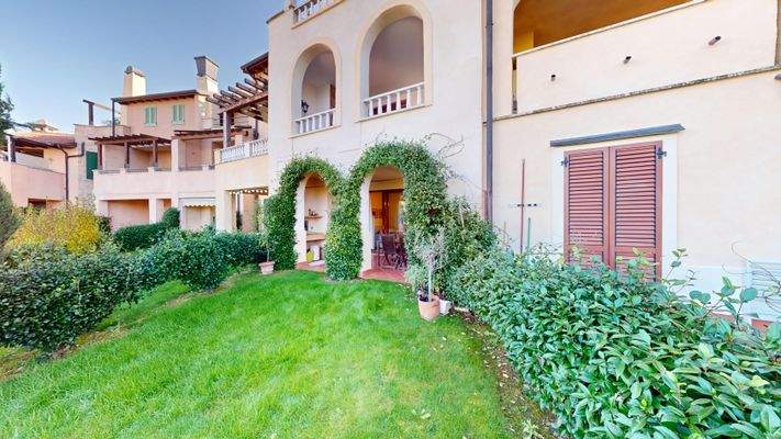 PR-024-97-Appartamento-con-doppi-giardini-al-Garda