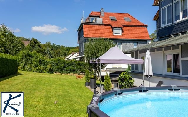 Pool und Garten