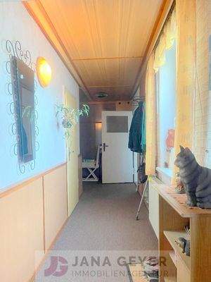 EG - Flur, Richtung Kinderzimmer und Bad