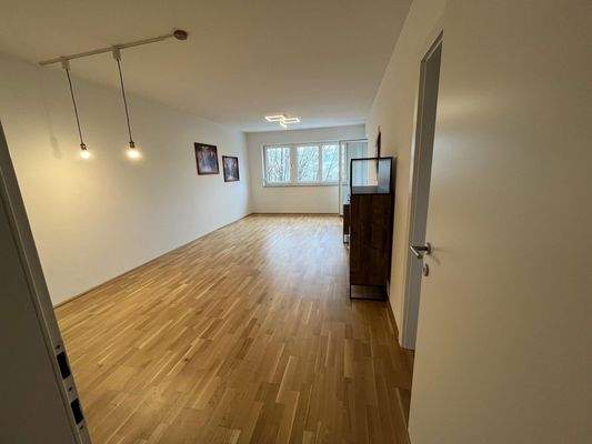 Blick ins Wohnzimmer