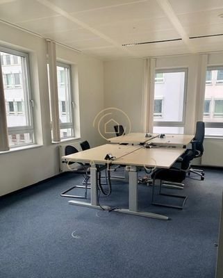 Büro 1