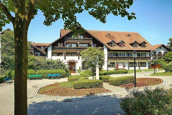 griesbacher-hof aussen v. 19.9