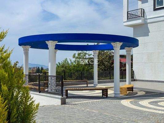 Sea- and Mountain-View Apartments in a Central Location in Alanya