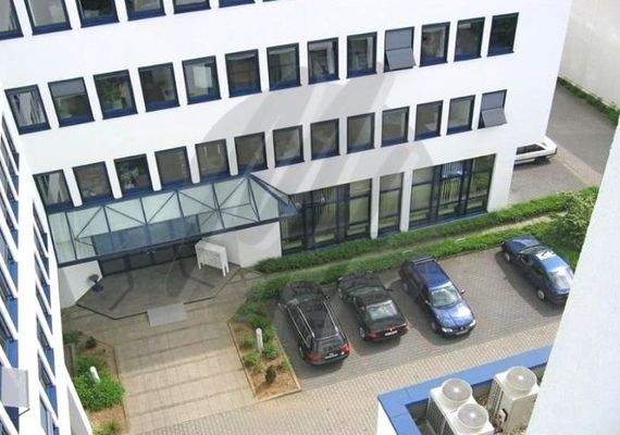 INFOS UNTER: 06171-586000