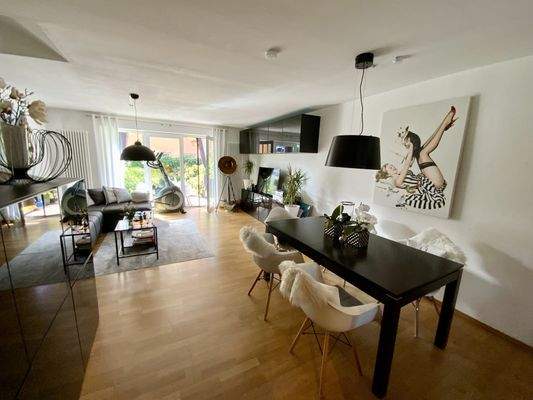 Wohn- und-Essbereich