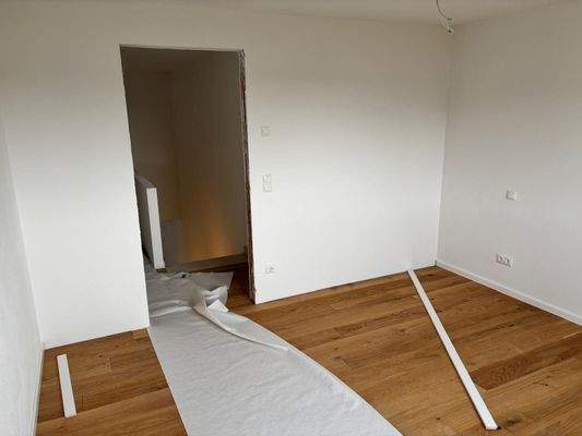 Schlafzimmer 1 (2).jpeg