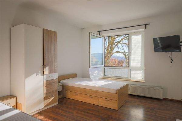 Zimmer Whg. 5/ 2. OG rechts