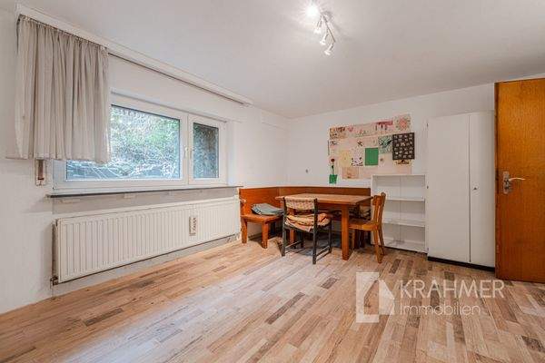 Zusätzlicher Raum im UG