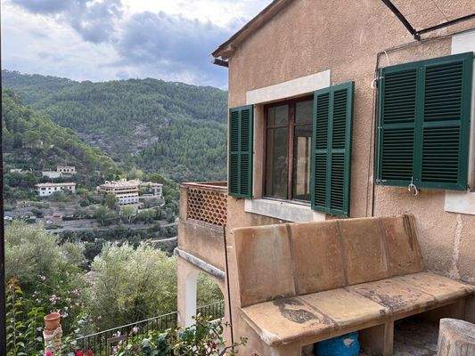 26b91fef-7d13-407a-82e7-7c2a9767596e