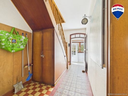 Remax Immobilien DeLux Wadern / Bardenbach Flur