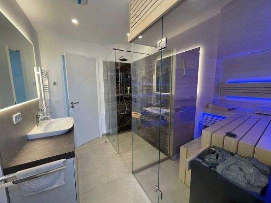 Master Badezimmer (Beispiel)