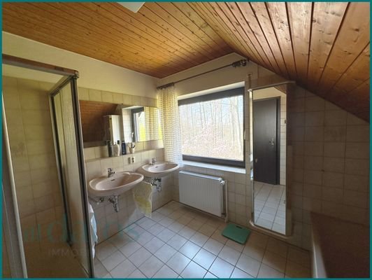 11 Badezimmer