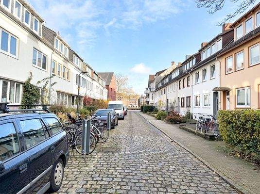 Einmalige Lage direkt am Wasser